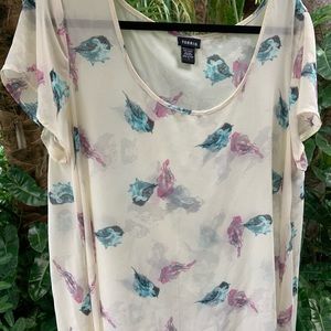 Torrid Sz 1 Blouse w/ Birds